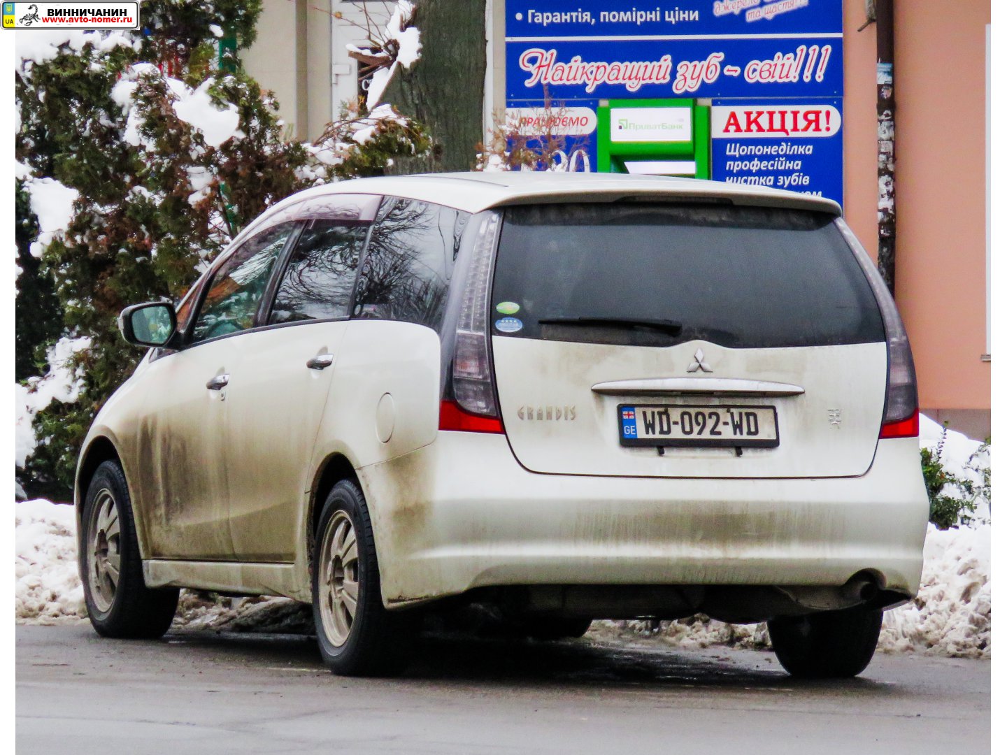 WD-092-WD, Mitsubishi Grandis 1st gen (NA/BA), 2003–2011