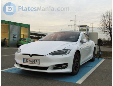 BZ 4 FLS, Tesla Model S
