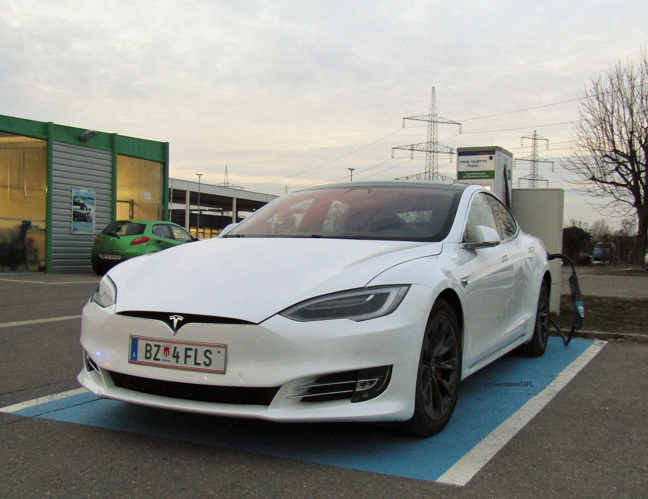 BZ 4 FLS, Tesla Model S 1st gen (5YJS), 2012–