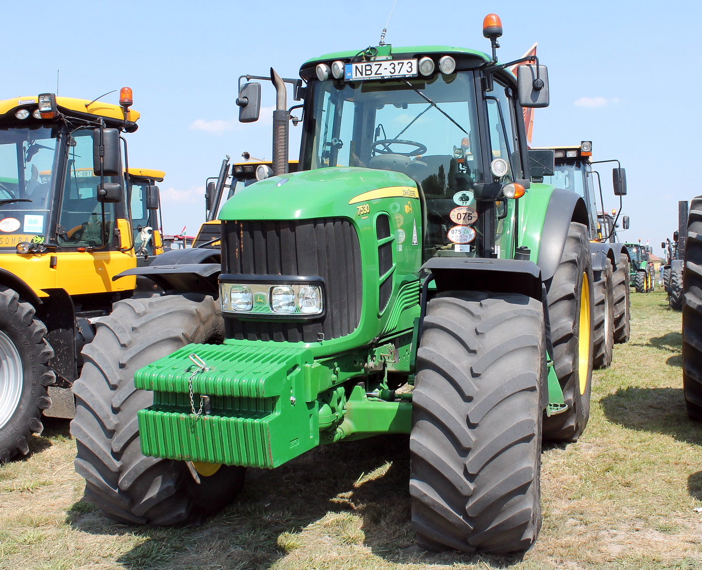 NBZ-373, John Deere 7000-Series 
