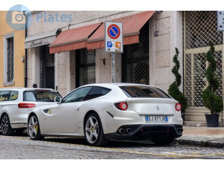 EJ 871 JR, Ferrari FF