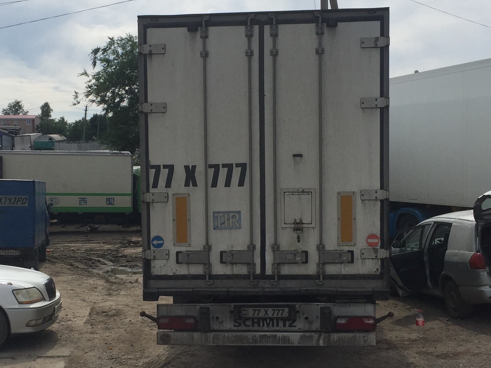 77 X 777, Schmitz SKO 