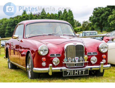 711 HYT, Alvis TD 21