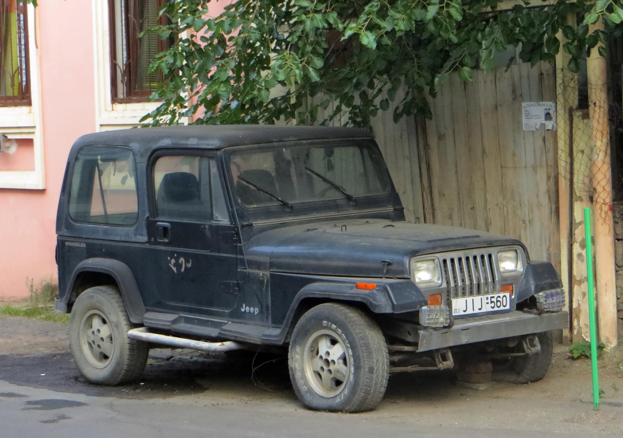 JIJ-560, Jeep Wrangler 1st gen (YJ), 1986–1995