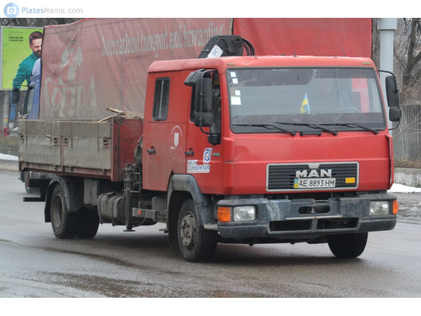 AE 8893 HM, MAN L2000 