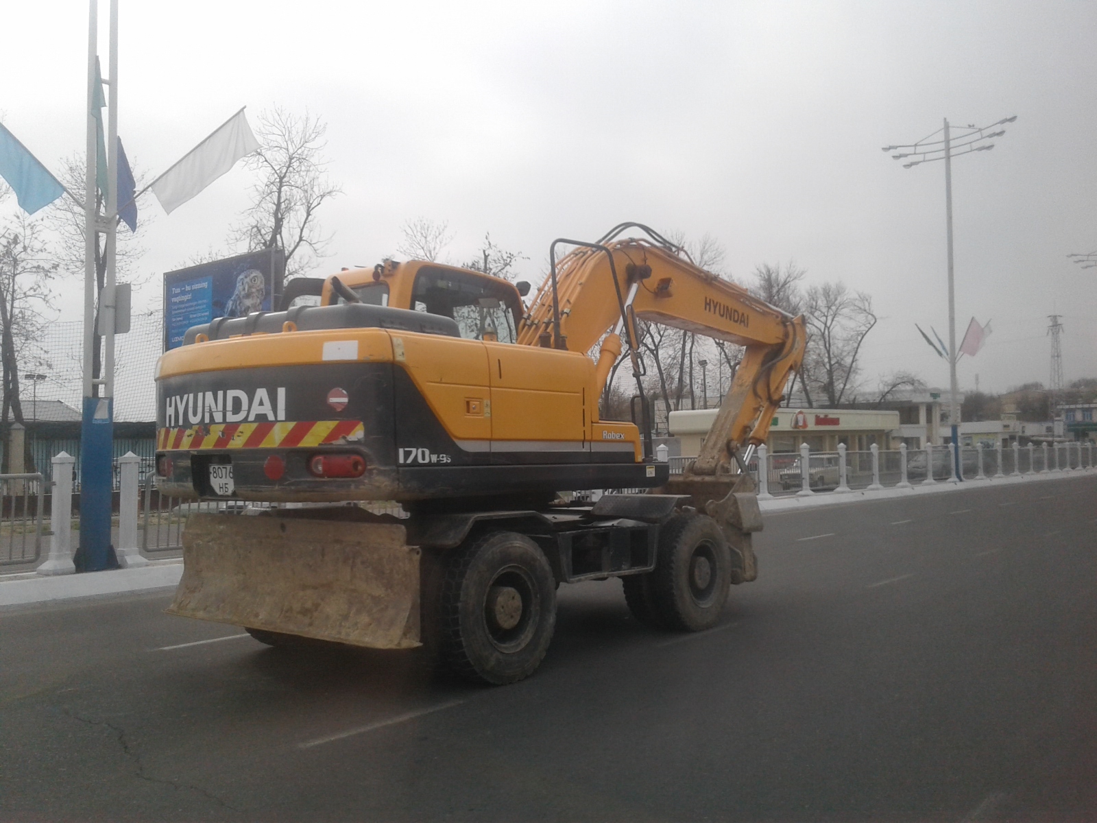 8076 НБ, Hyundai R/HW/HX 