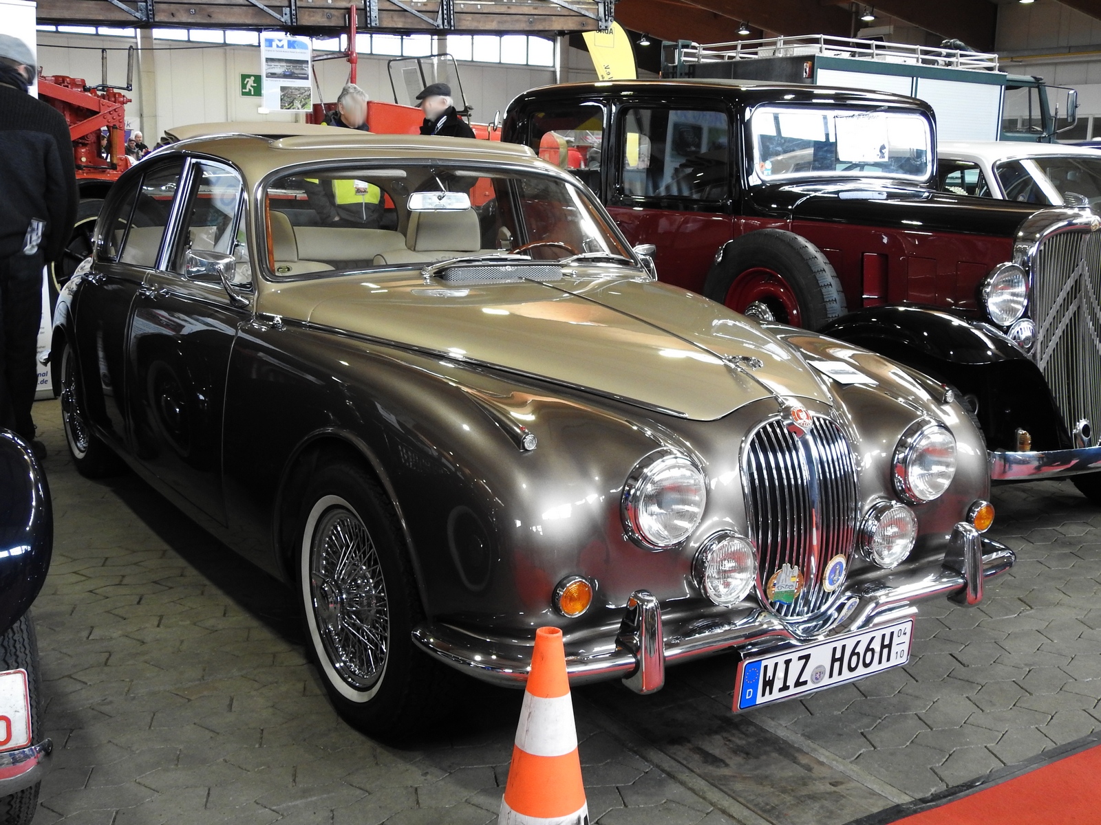 WIZ H 66H (04/10), Jaguar Mark-Series 