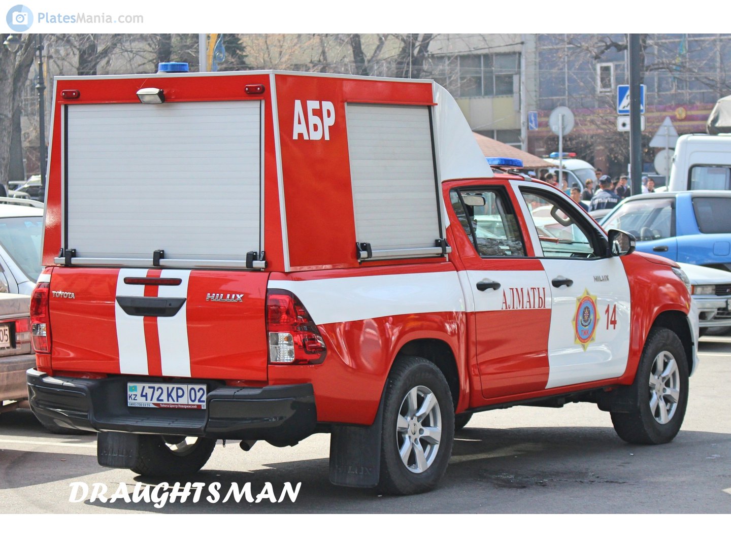 472 KP 02, Toyota Hilux 