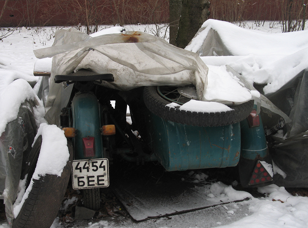 4454 БЕЕ, Dnepr (KMZ) 9 