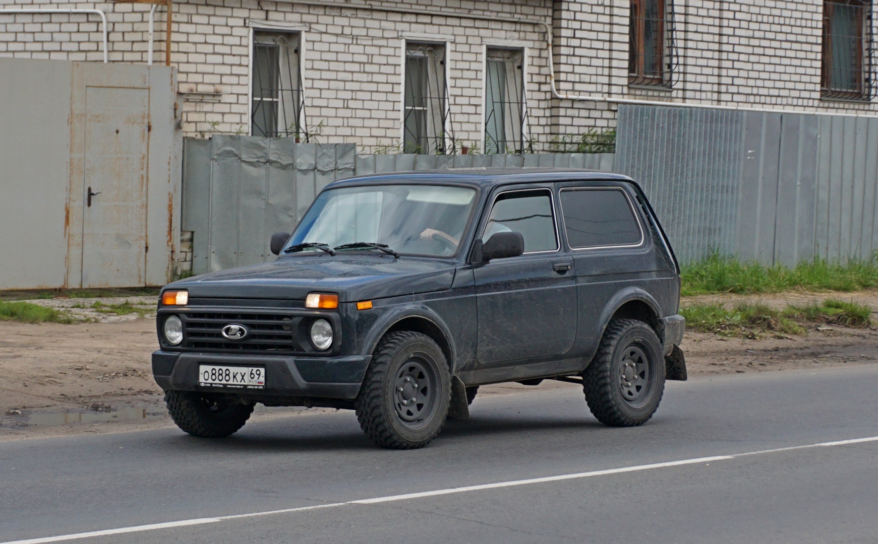 о 888 кх 69, Lada (VAZ) 2121 Нива 21213/21214 (Legend), 1994–