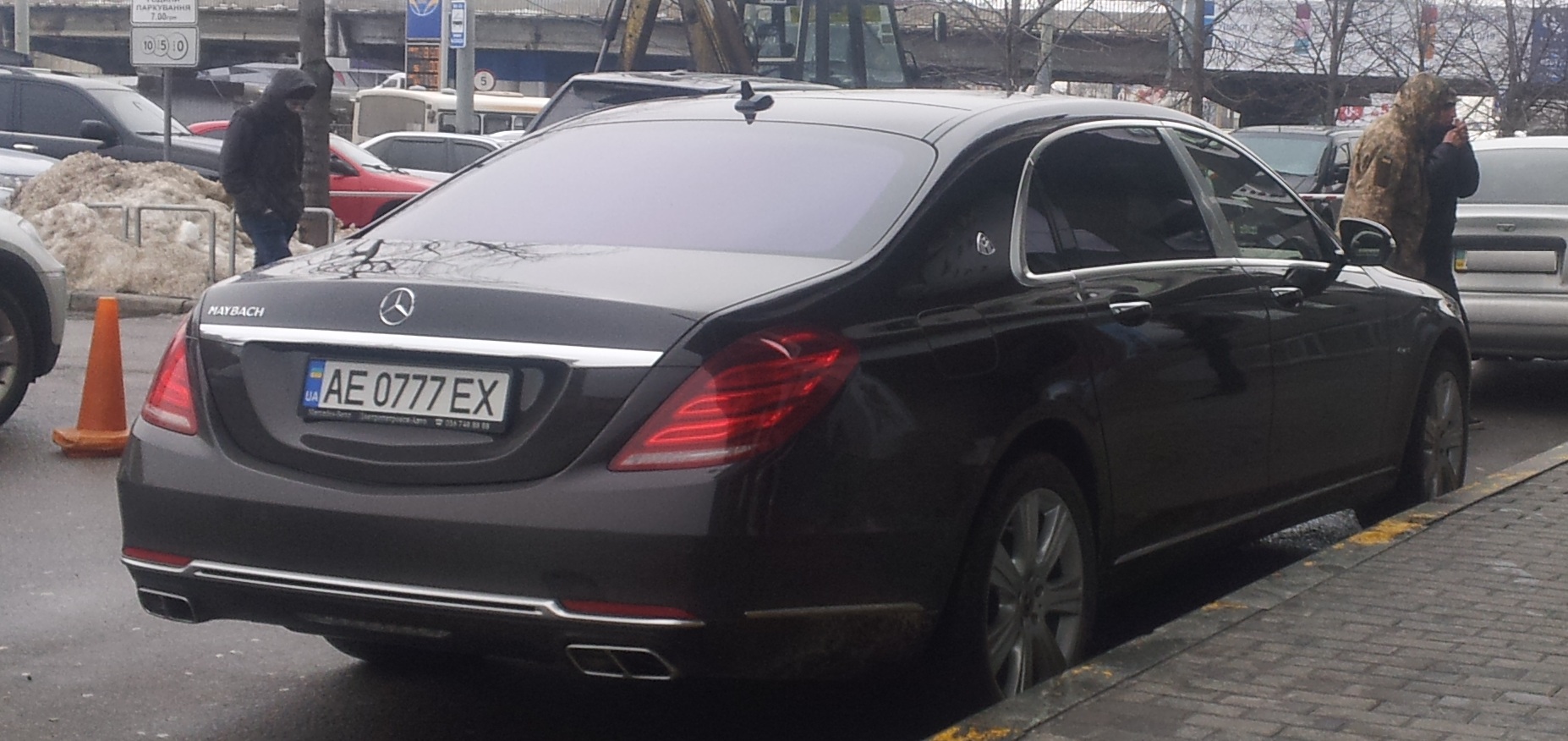 AE 0777 EX, Mercedes-Benz S-Klasse Maybach, 8th gen Sedan (X222), 2015–2020