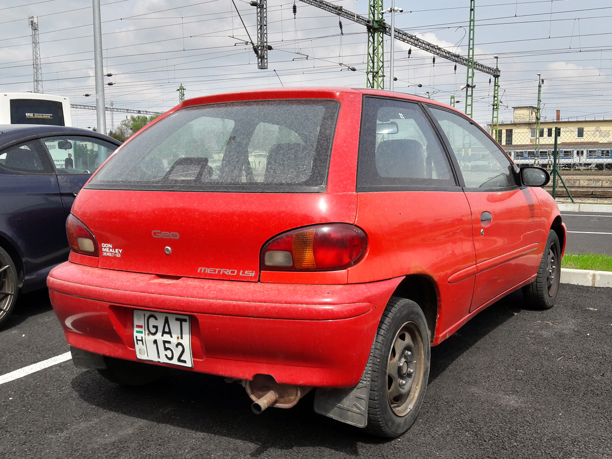 GAT-152, Geo Metro 2nd gen Hatch, 1995–2001