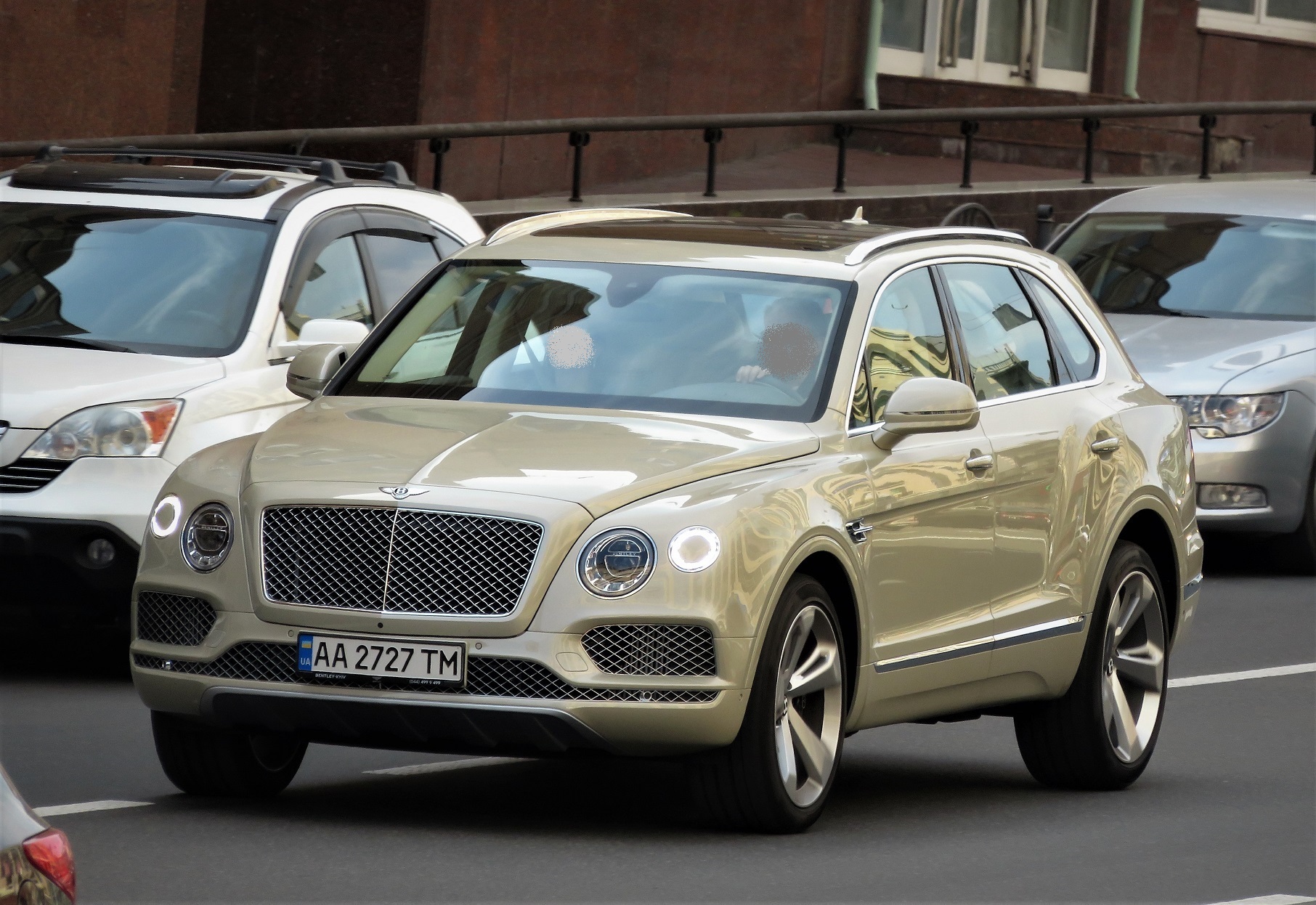 AA 2727 TM, Bentley Bentayga 1st gen (PL71), 2016–2020