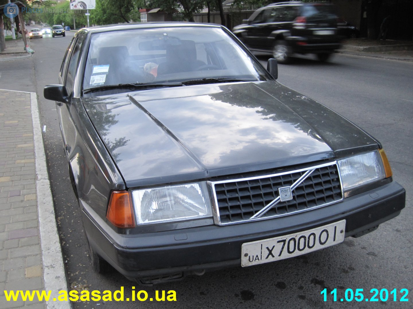 х 7000 ОІ, Volvo 440 1st gen (445), 1987–1993