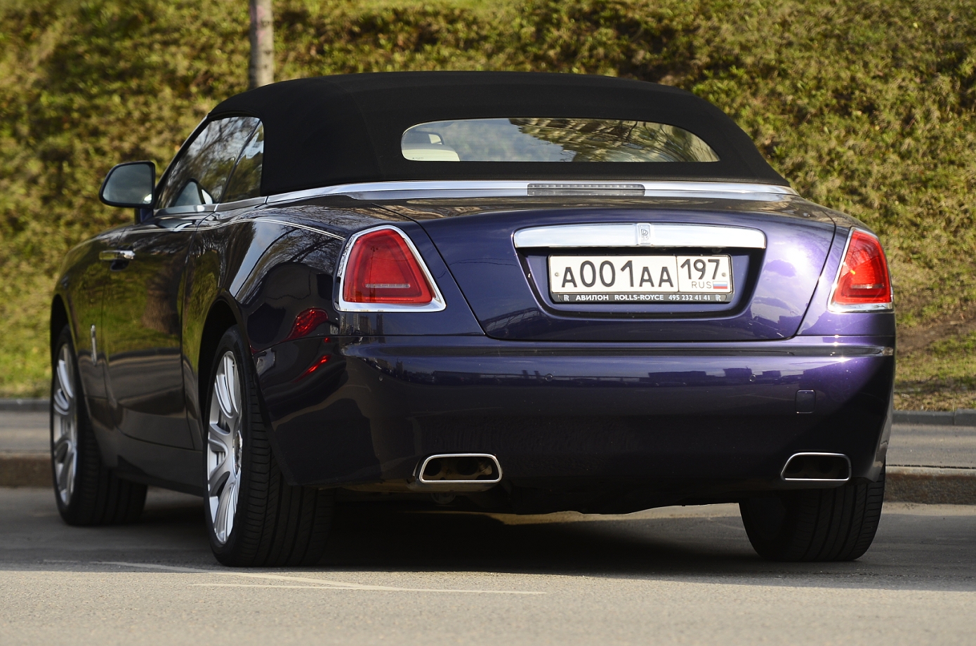 а 001 аа 197, Rolls-Royce Dawn 1st gen (RR6), 2015–2023