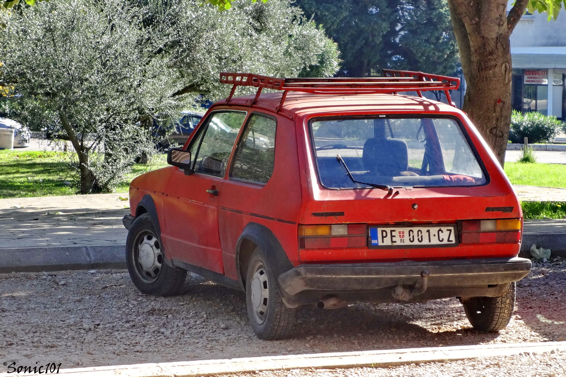 PE 001-ĆZ, Volkswagen Golf 1st gen 3-door Hatch (17), 1974–1984