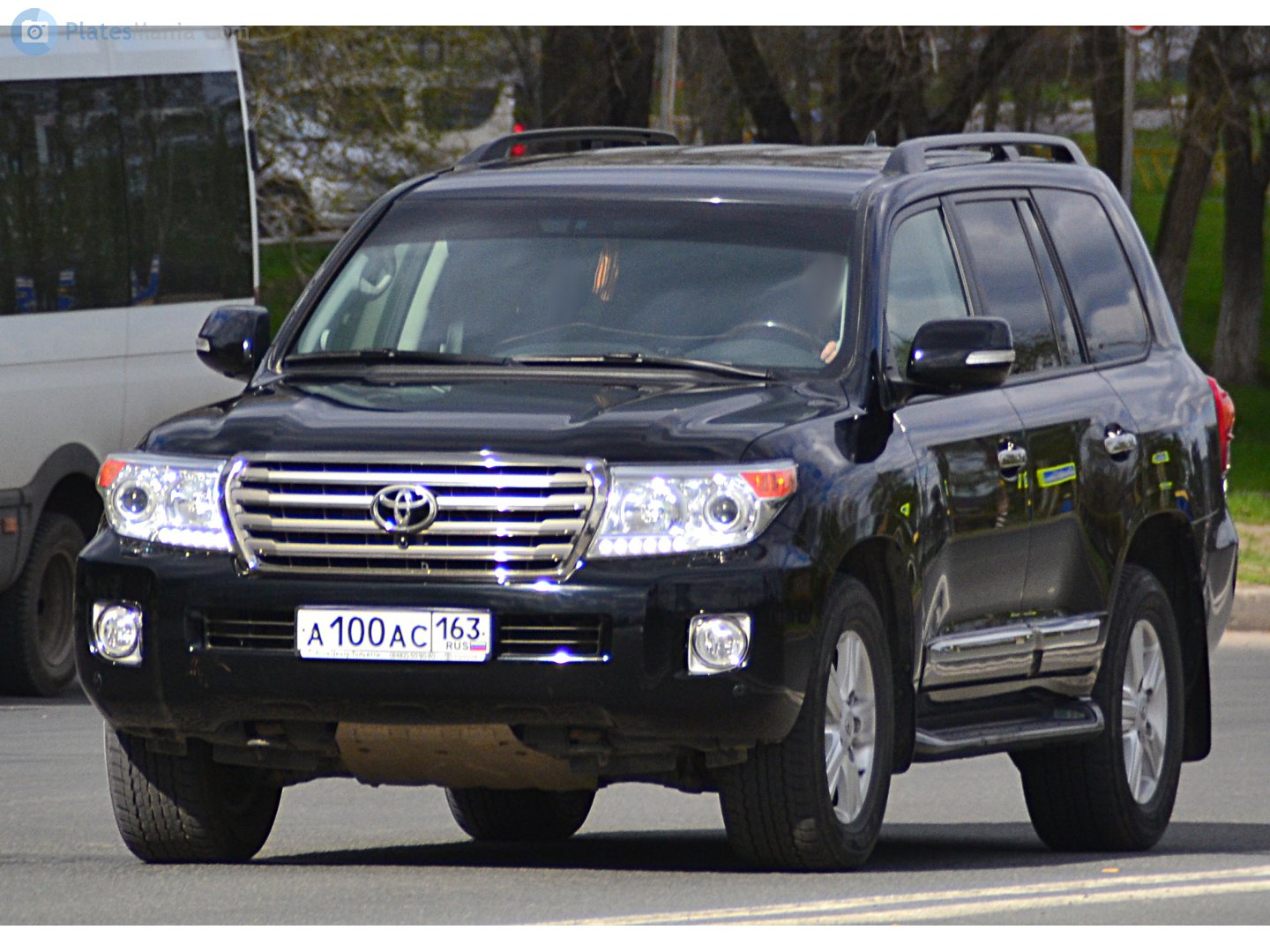 а 100 ас 163, Toyota Land Cruiser 200 (J200), 1st facelift, 2011–2015