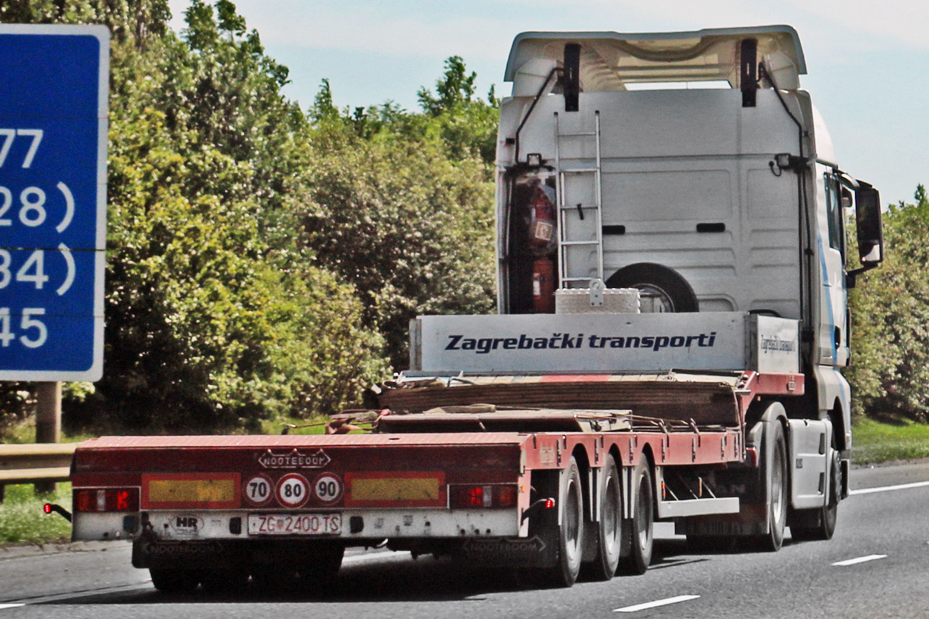 ZG 2400-TS, Nooteboom MCO/MPL/O/OD/OSD-Series 