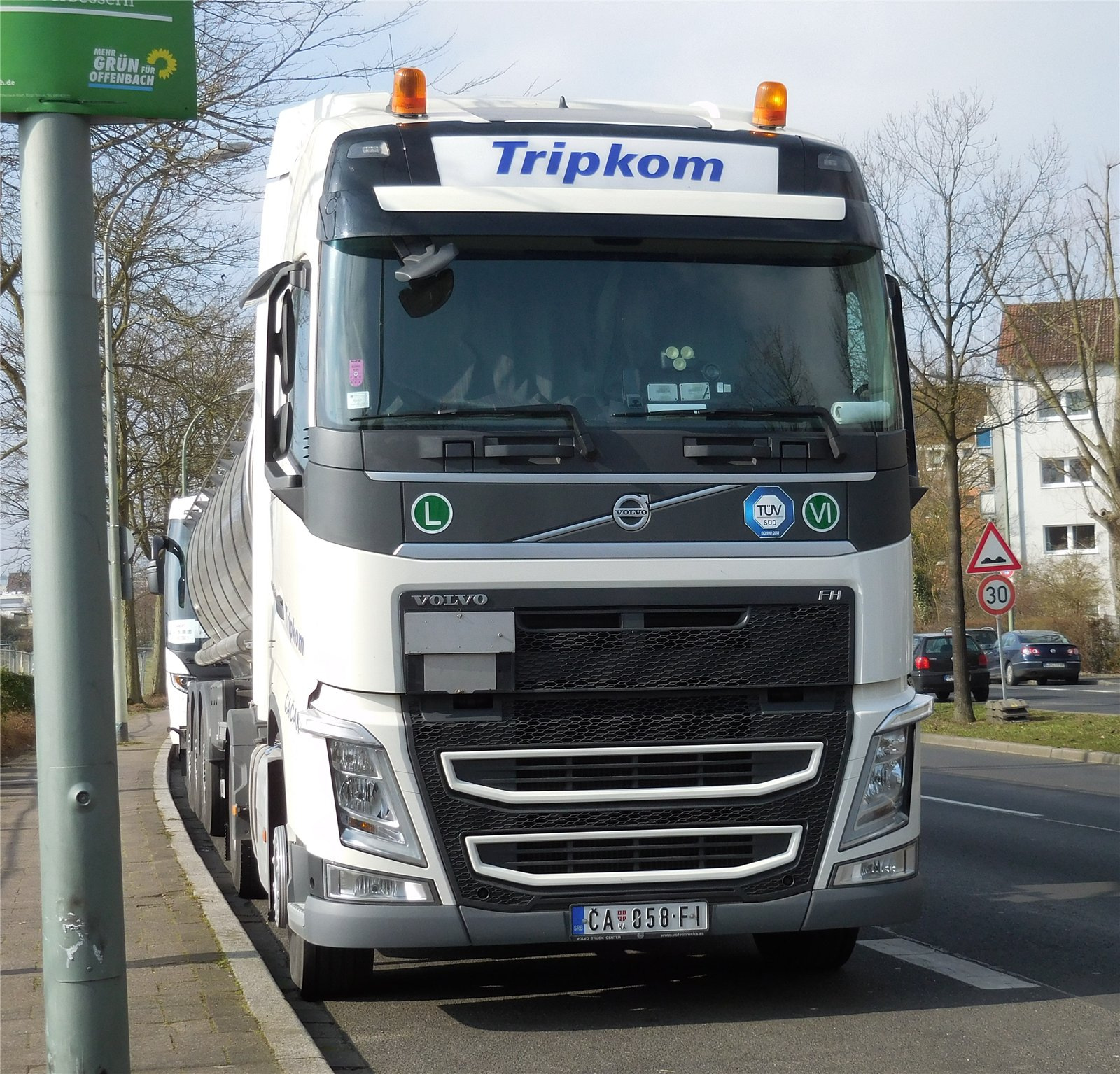 ČA 058-FI, Volvo FH 