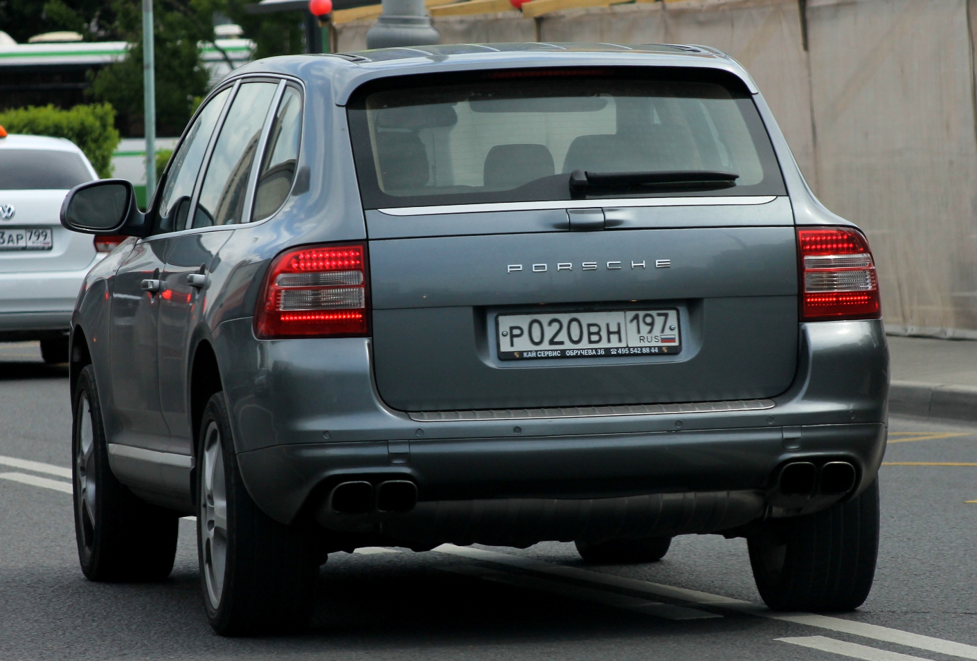 р 020 вн 197, Porsche Cayenne 1st gen (955; 9PA), 2002–2007