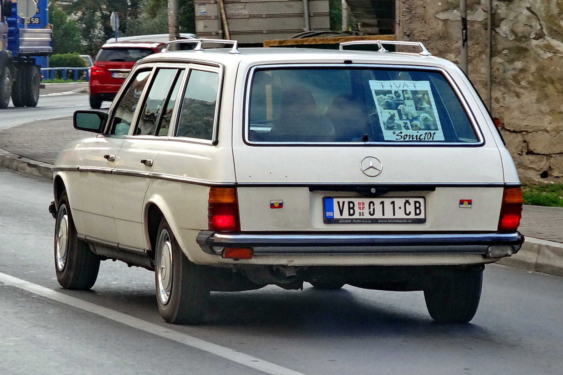 VB 011-ČB, Mercedes-Benz E-Klasse 200T–300T Wagon (S123), 1975­–1986