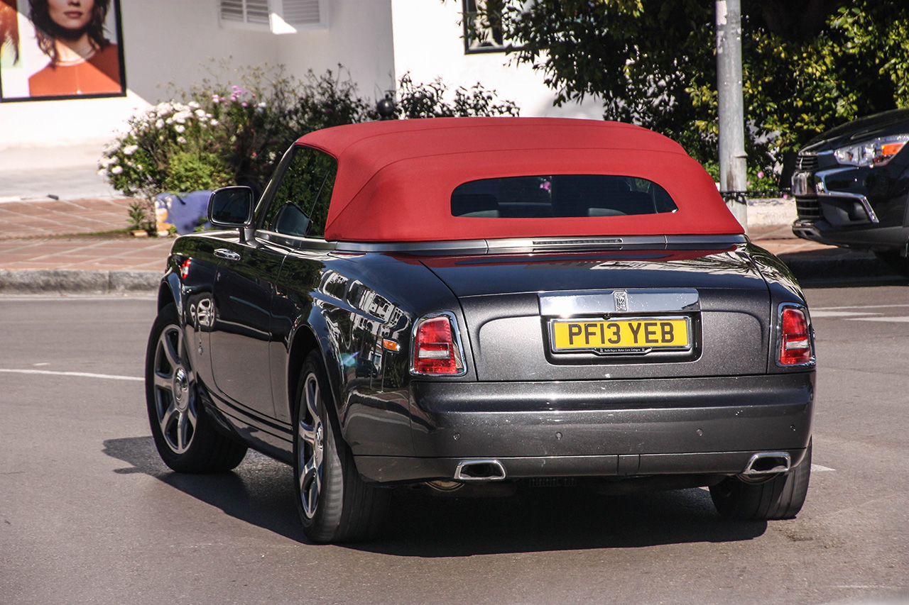 PF13YEB, Rolls-Royce Phantom Drophead Coupé 