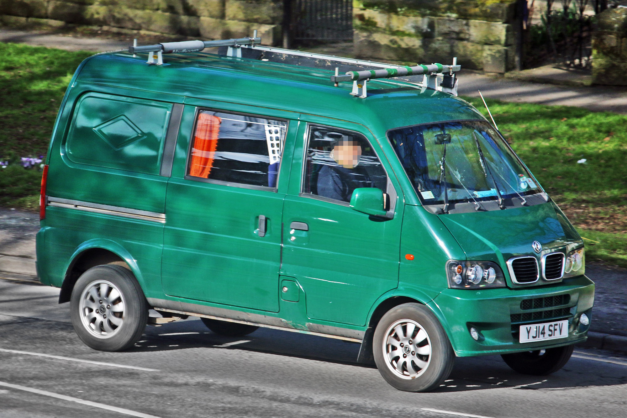 YJ14SFV, DFSK Loadhopper 