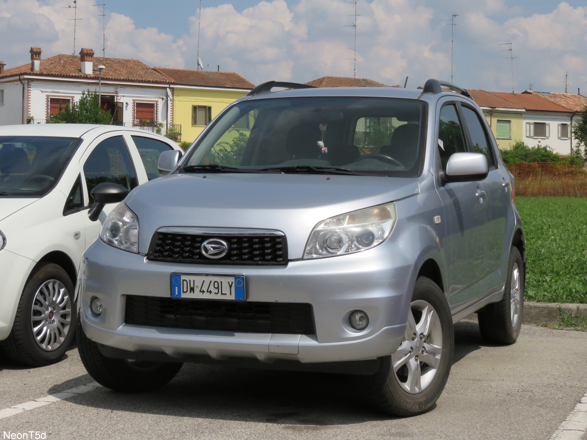 DW 449 LY, Daihatsu Terios 2nd gen (J200/F700), 2006–2018