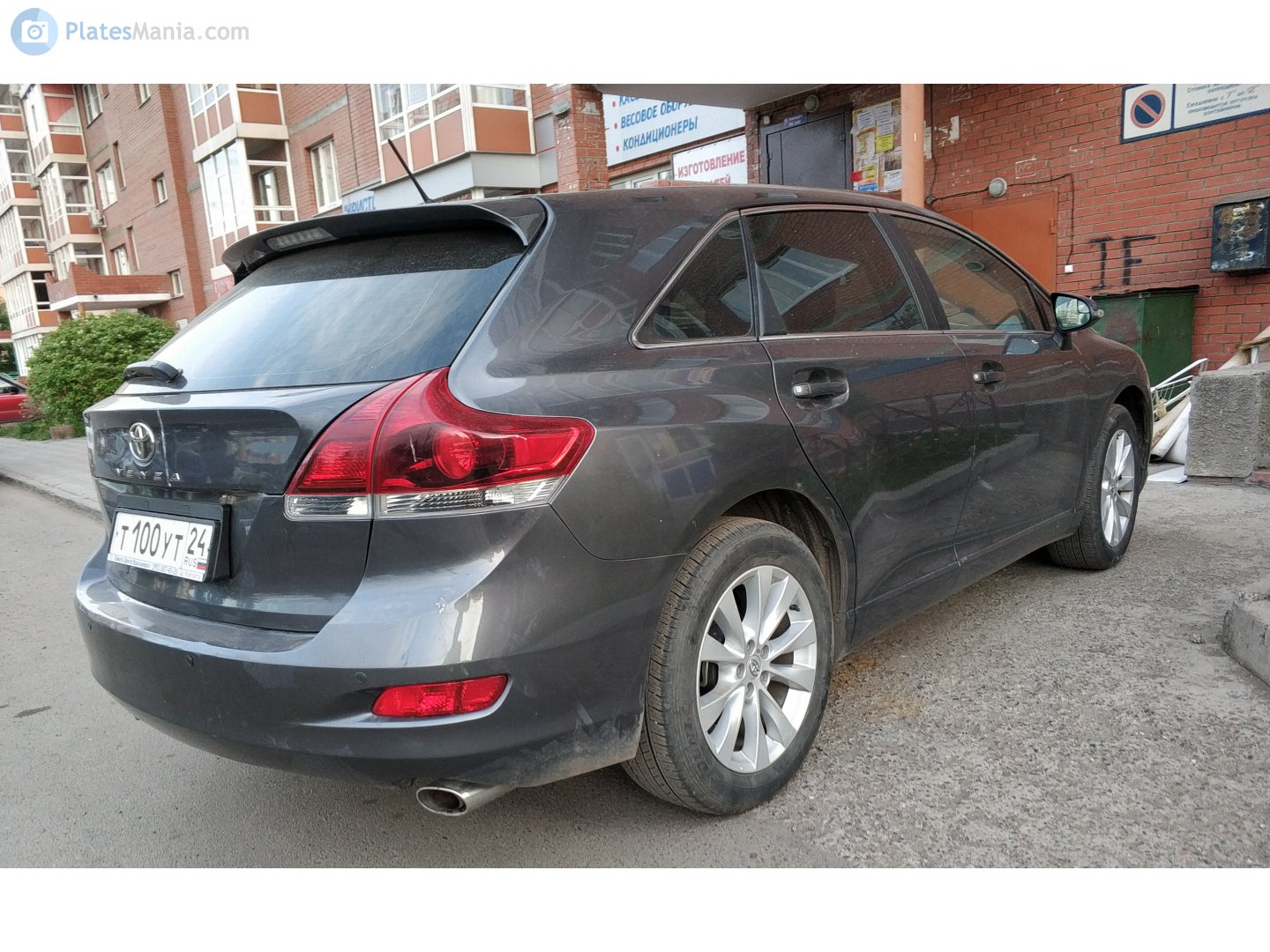 т 100 ут 24, Toyota Venza 1st gen (AV10), 2009–2015