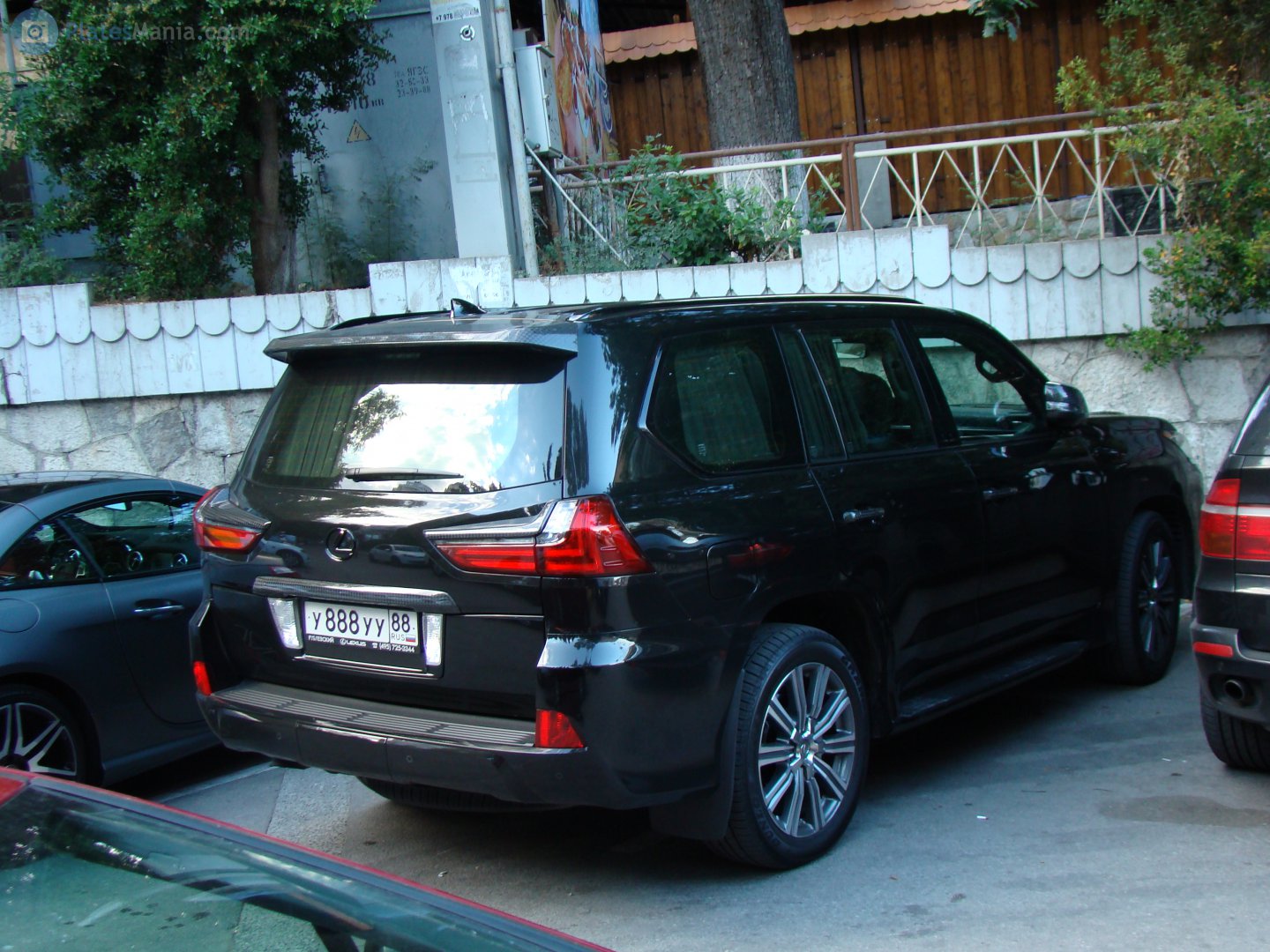 у 888 уу 88, Lexus LX 3rd gen (J200), 2nd facelift, 2015–2021