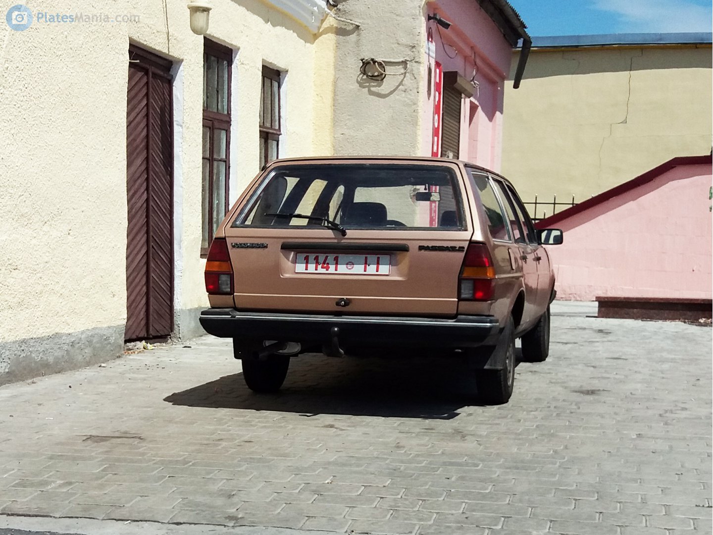 1141 II, Volkswagen Passat 2nd gen Variant (B2; 33B), 1981–1988