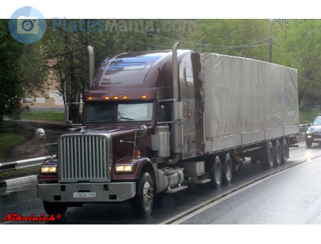 у363кт60, Freightliner FLD