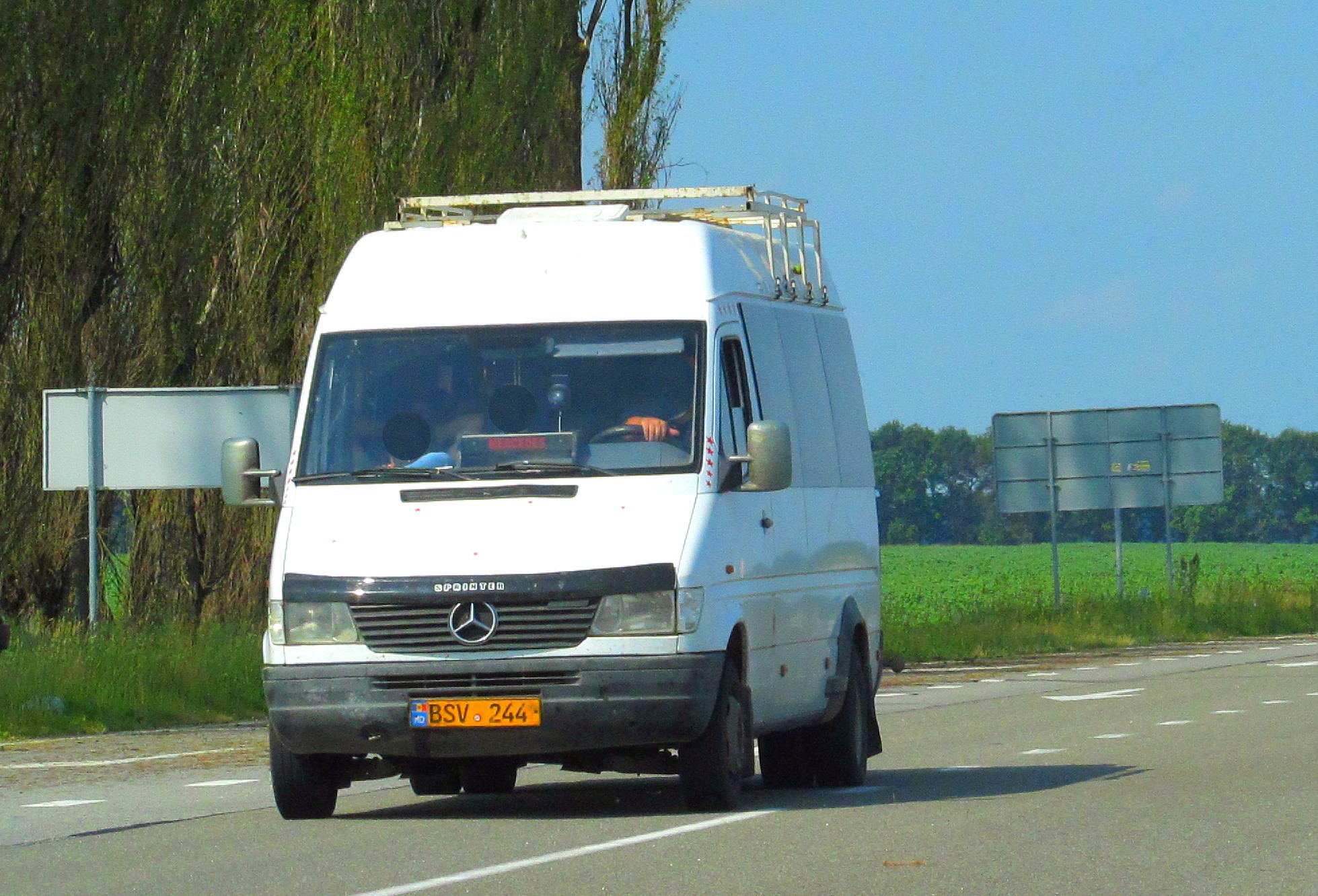 BSV 244, Mercedes-Benz Sprinter 1st gen (W901–904), 1995–2001