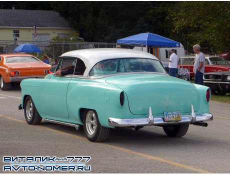 FQJ 6736, Pontiac Star Chief