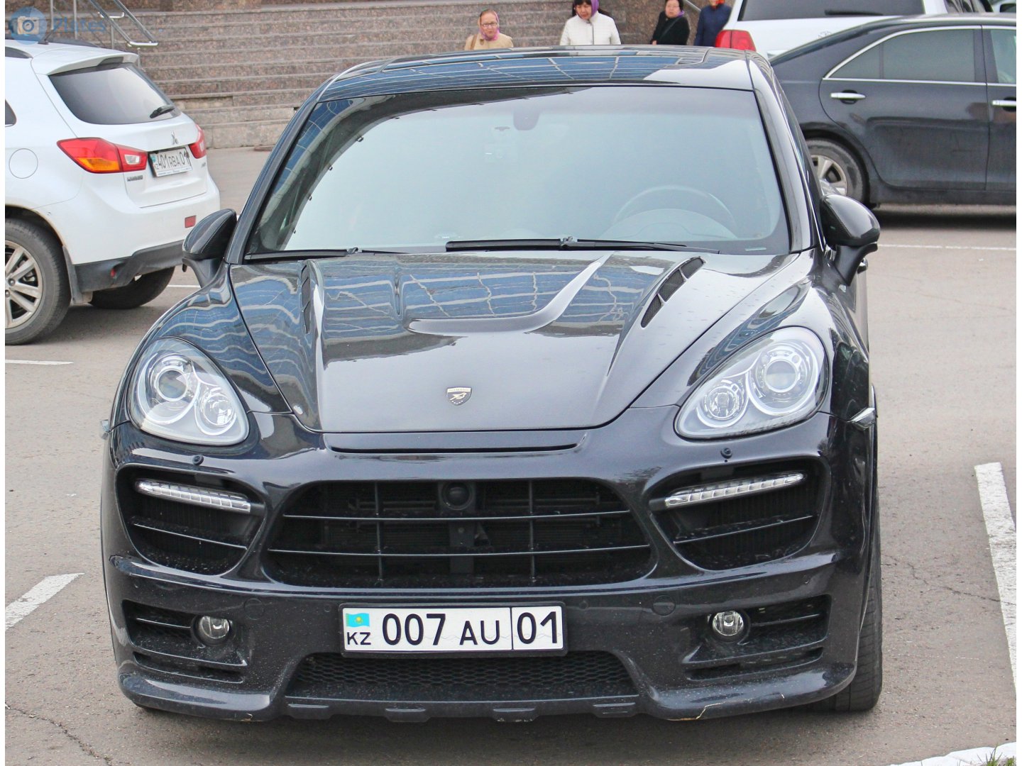 007 AU 01, Porsche Cayenne 2nd gen (958; 92A), 2010–2014