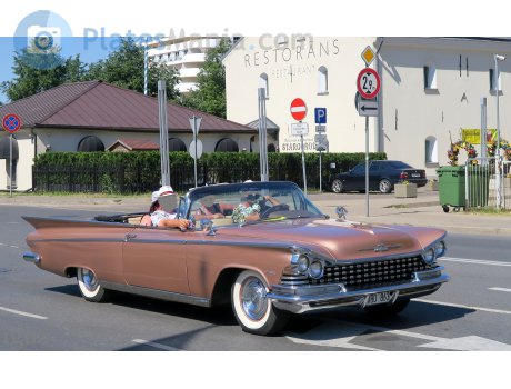 XBO 863, Buick Invicta