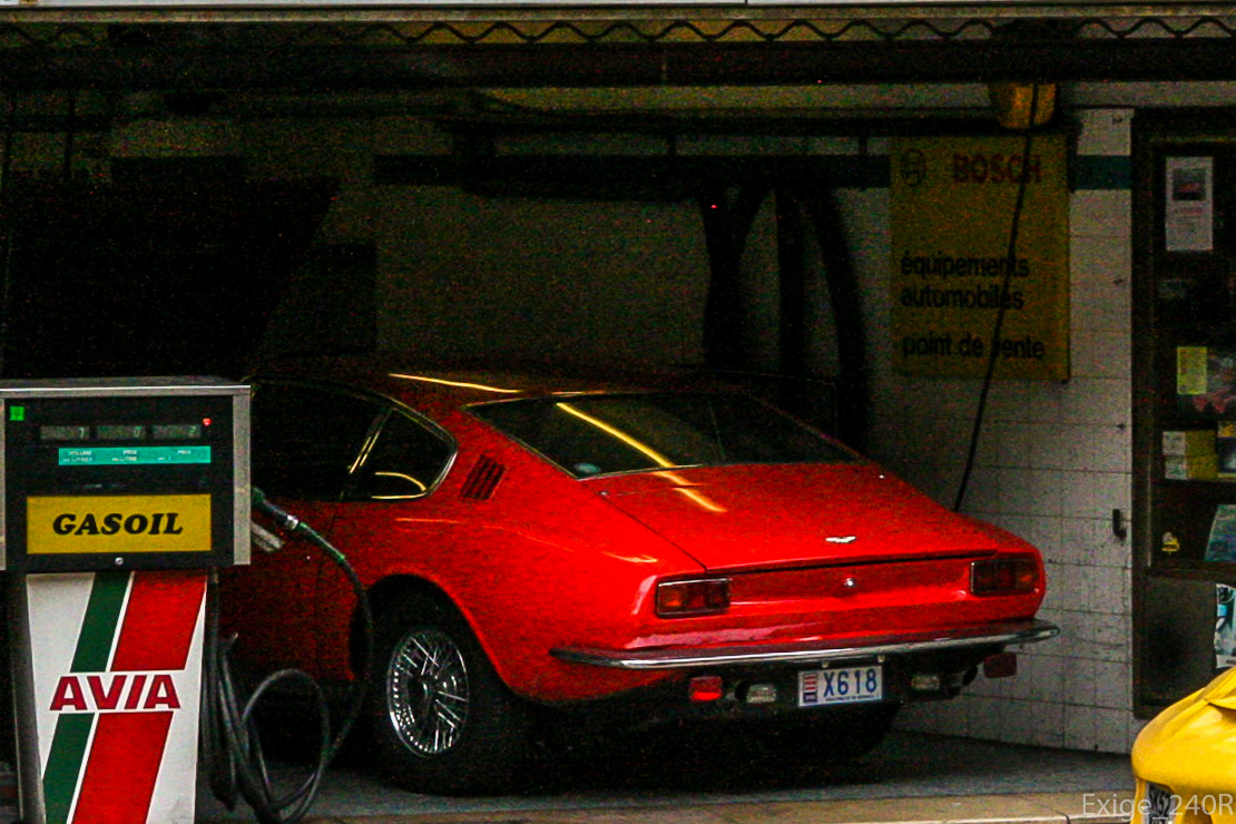 X618, Aston Martin V8 