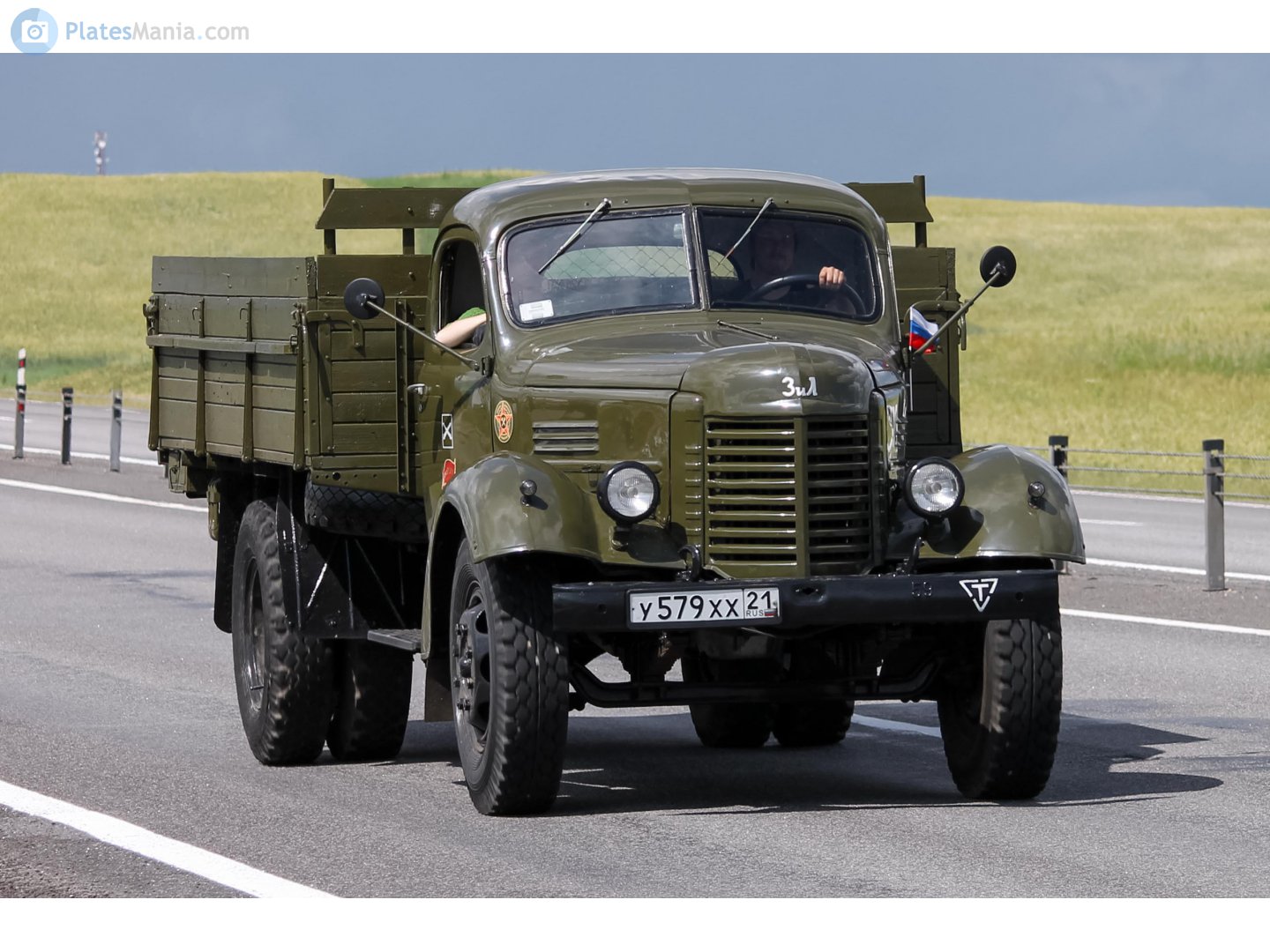 у 579 хх 21, ZIL 164 