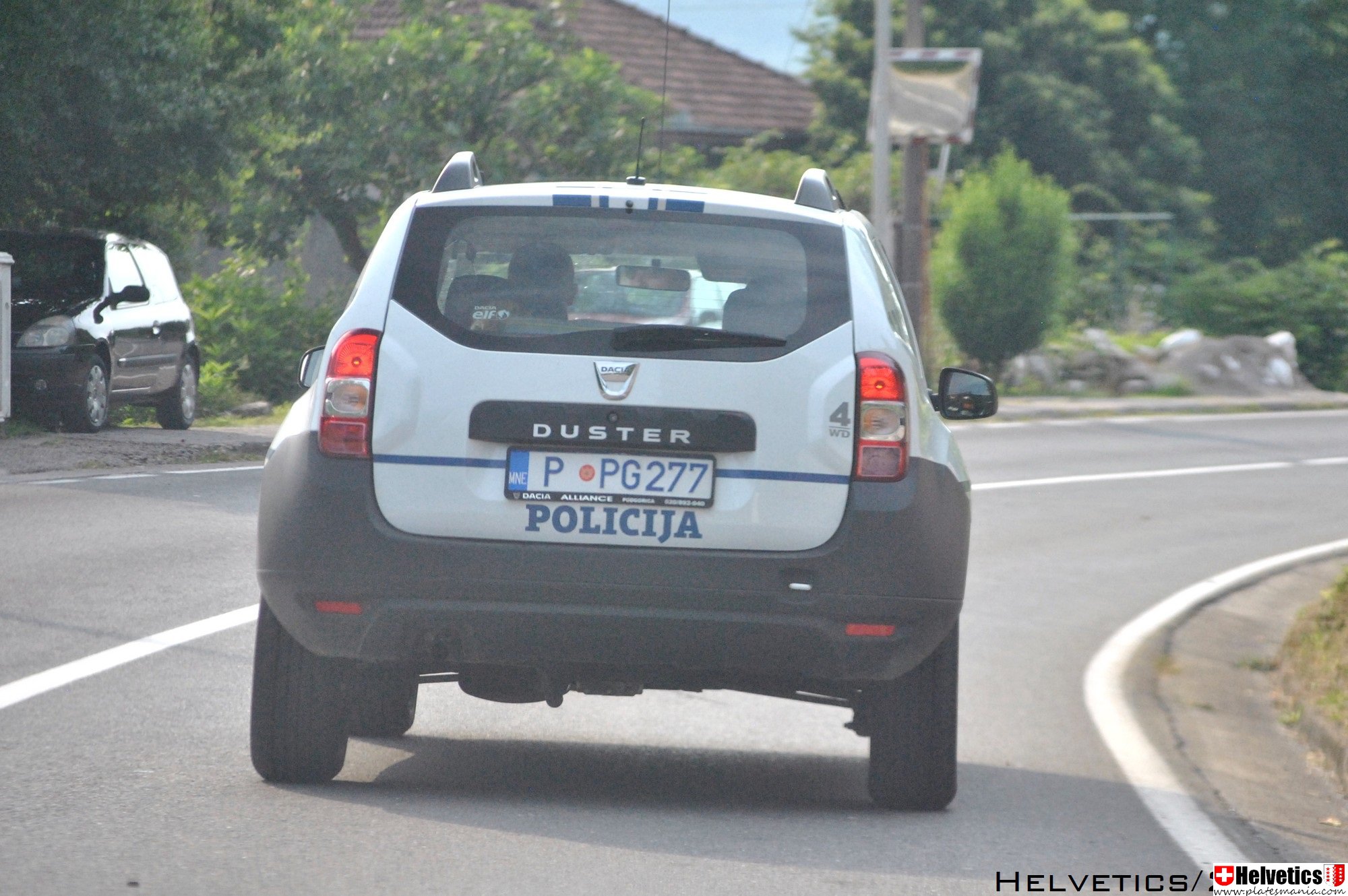 P PG277, Dacia Duster 1st gen SUV (HS/H79), 2010–2017