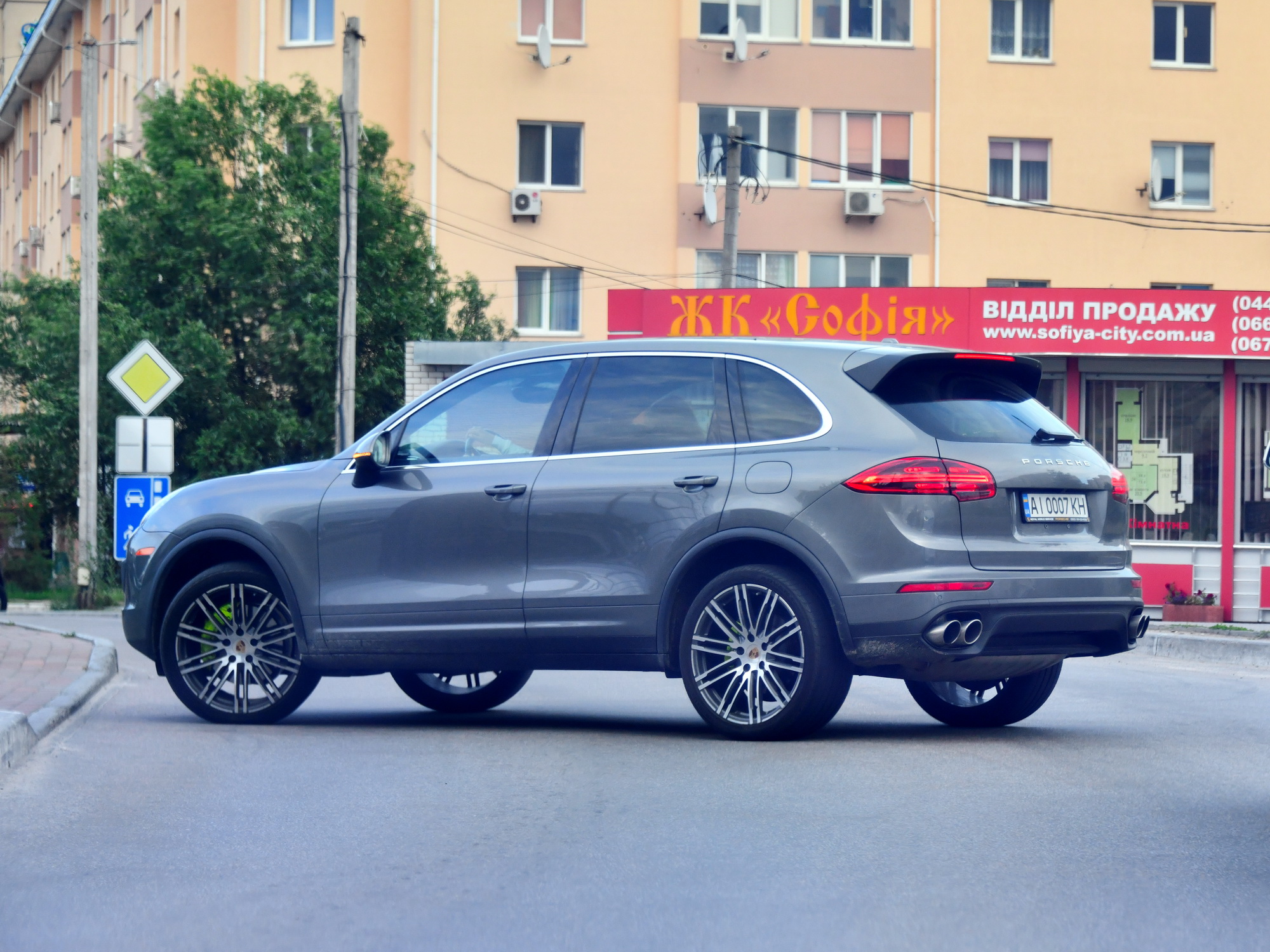 AI 0007 KH, Porsche Cayenne 2nd gen (958; 92A), facelift, 2014–2017