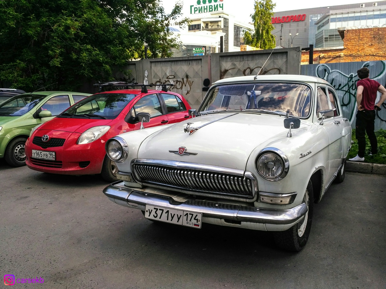 у 371 уу 174, GAZ 21 Волга 