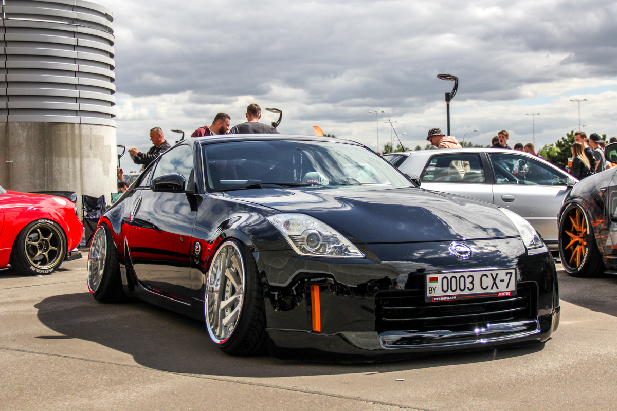 0003 CX-7, Nissan 350Z 