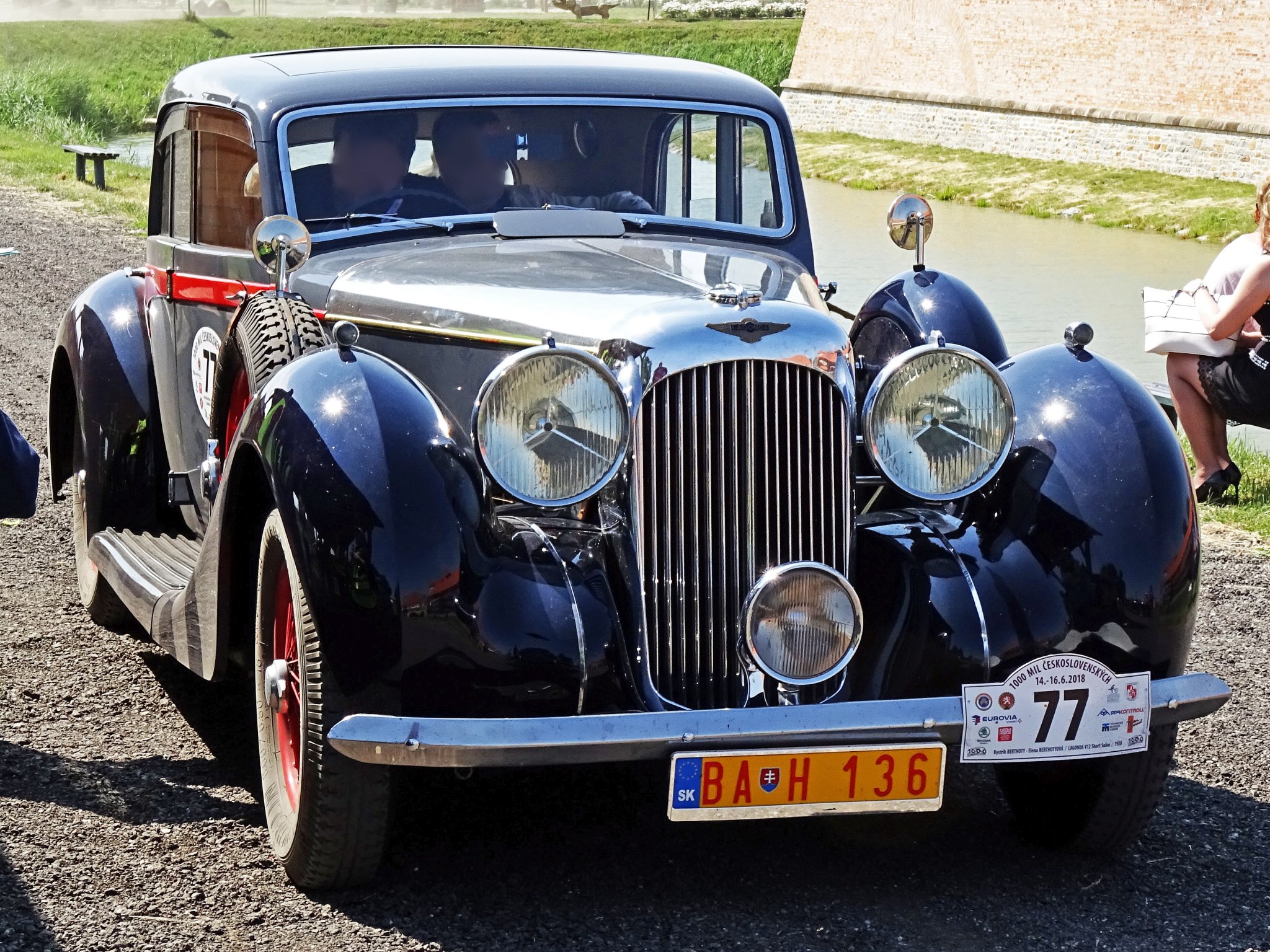 BA H 136, Lagonda V12 Rapide 
