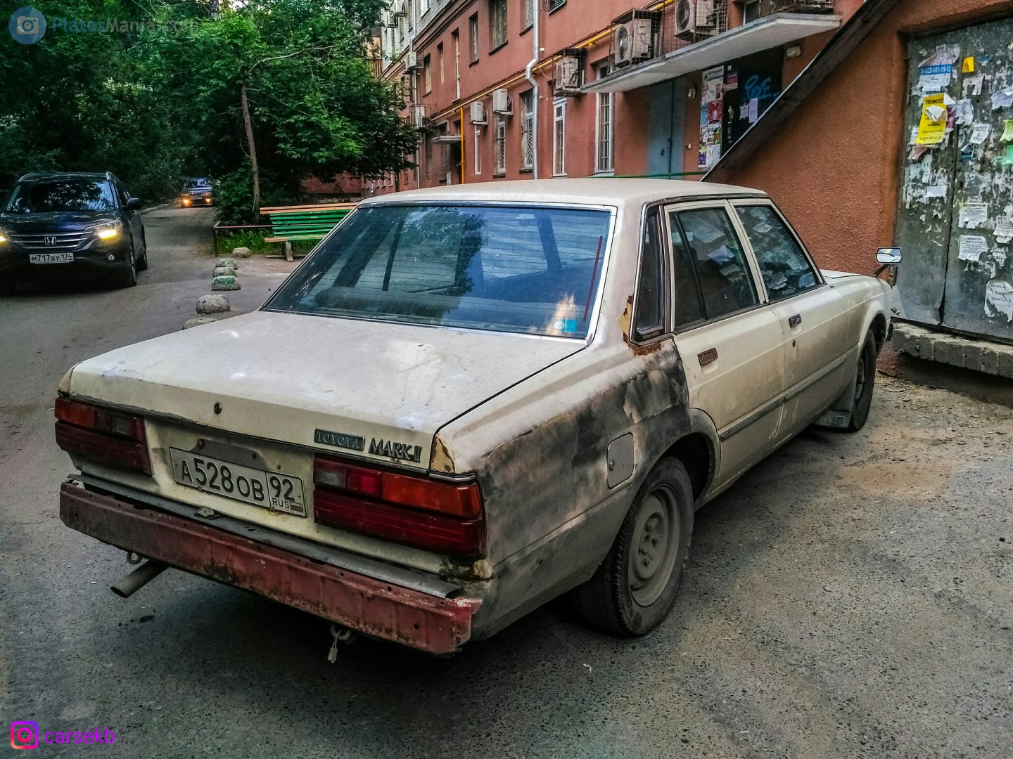 а 528 ов 92, Toyota Corona Mark II 4th gen Sedan (X60), 1980–1984