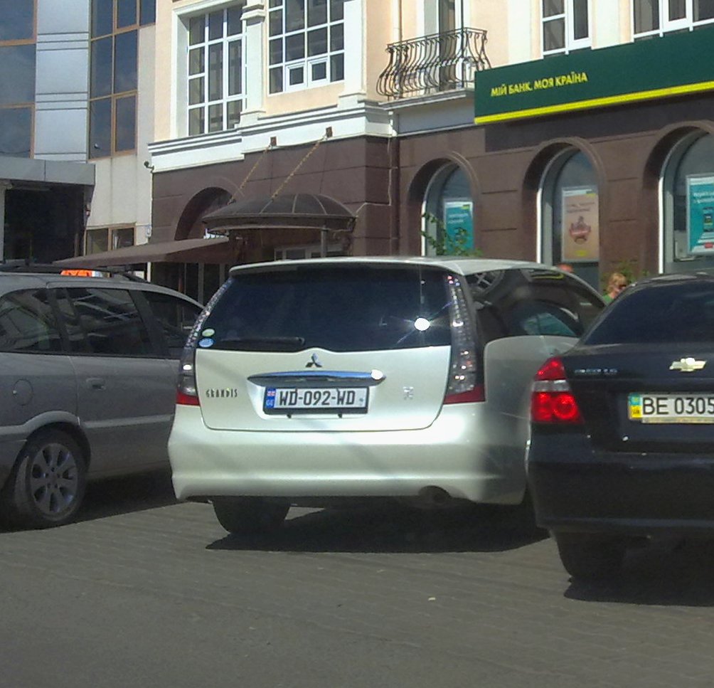 WD-092-WD, Mitsubishi Grandis 1st gen (NA/BA), 2003–2011