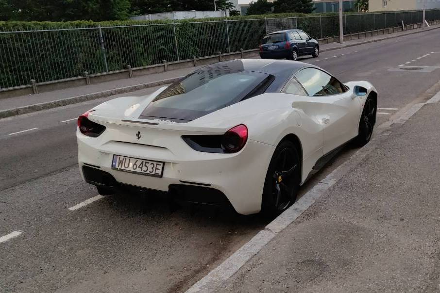 WU 6453E, Ferrari 488 1st gen (GTB) Berlinetta (F142M), 2015–2019