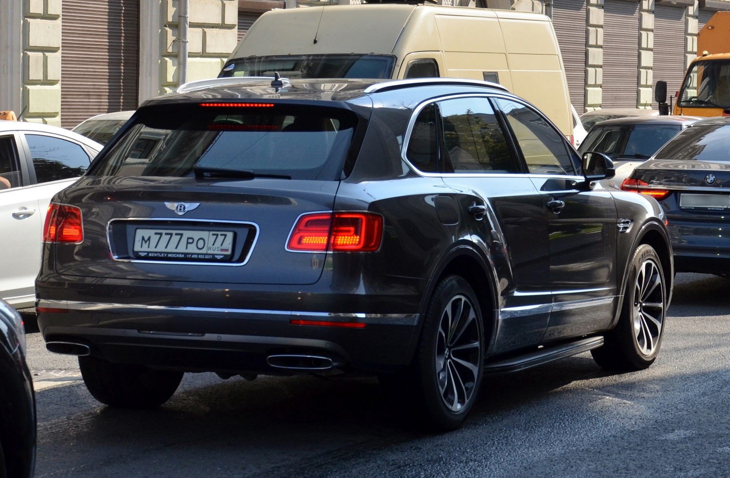 м 777 ро 77, Bentley Bentayga 1st gen (PL71), 2016–2020