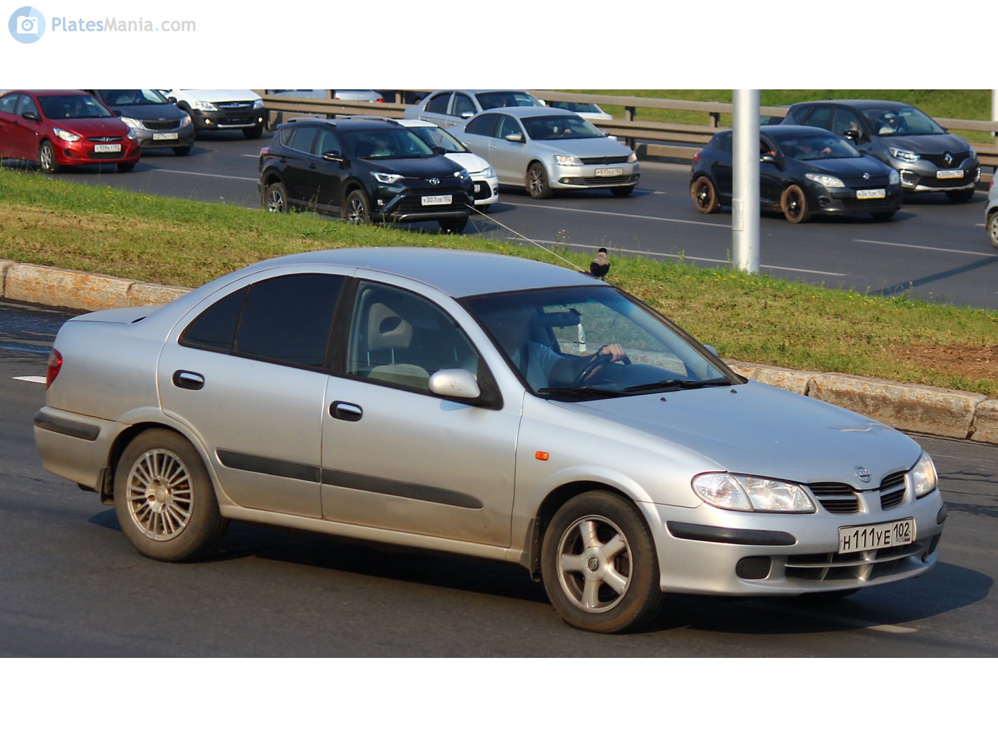 н 111 уе 102, Nissan Almera 