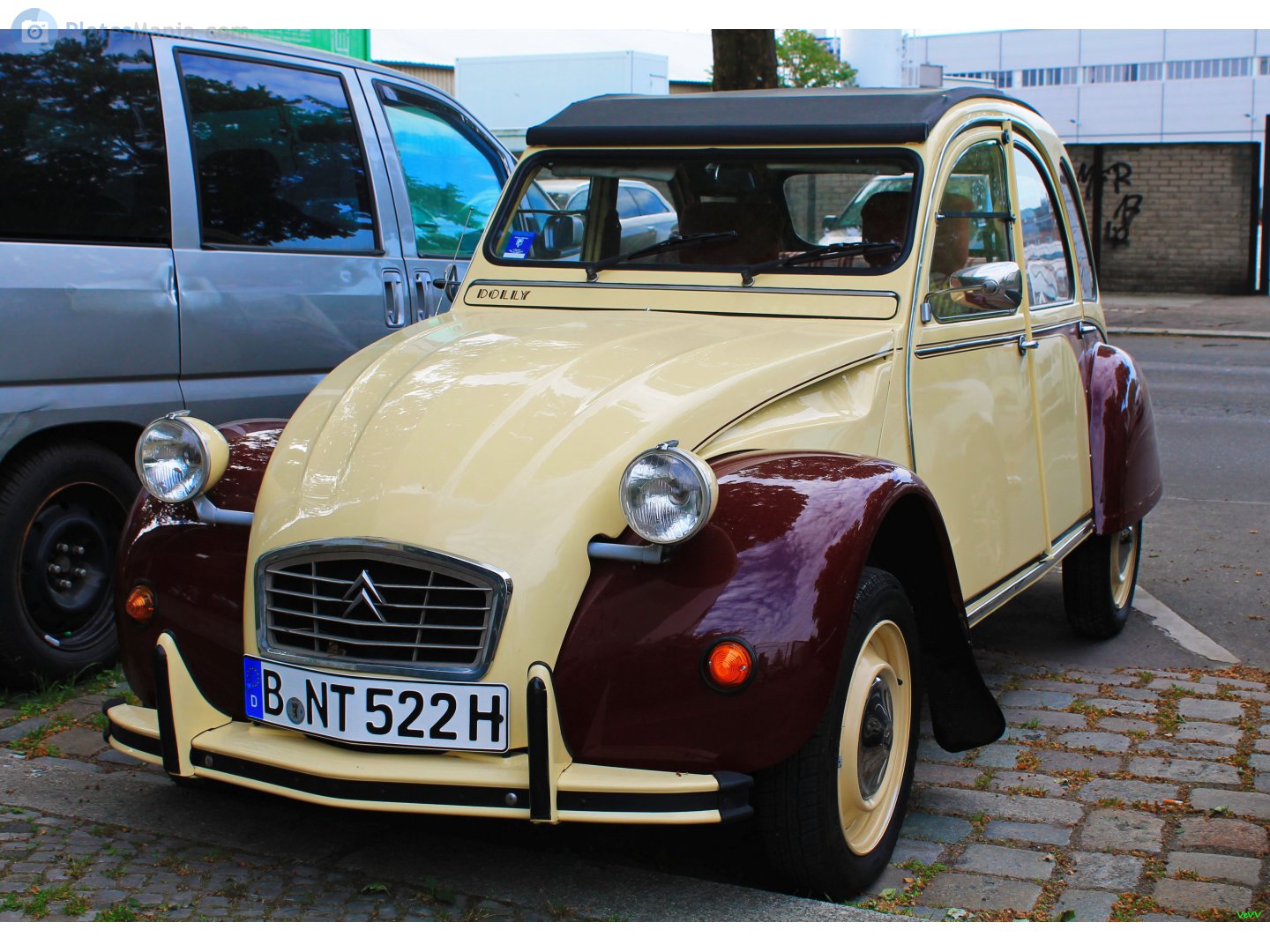 B NT 522 H, Citroёn 2CV 1st gen Sedan, 1949–1990