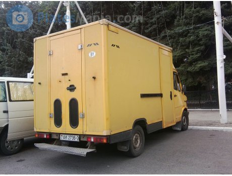 AK 2736-2, Mercedes-Benz T1